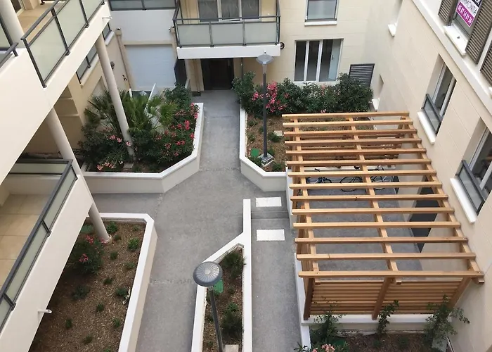 Ma Place Au Sud 604 *